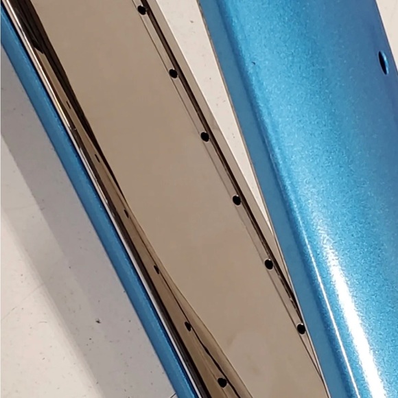 BaBylissPRO Nano Titanium™ 1½ " Ultra-Thin Straightener - Picture 2 of 4